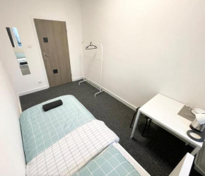 Fantastic Waw - CH5 Room B102